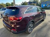 Used 2020 Kia Sorento LX image 3