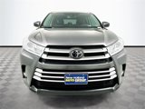 Used 2018 Toyota Highlander XLE image 2