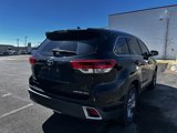 Used 2017 Toyota Highlander Limited Platinum image 5