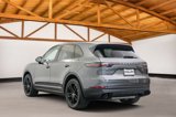 Used 2021 Porsche Cayenne image 3