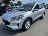 Used 2020 Ford Escape SE image 3