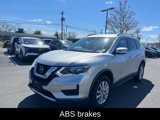 Used 2019 Nissan Rogue SV image 5