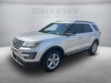 Certified 2017 Ford Explorer XLT image 3