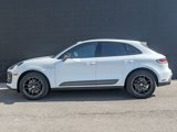 Used 2023 Porsche Macan Turbo image 2