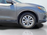 Used 2015 Nissan Rogue SV w/ SV Moonroof Package image 6