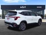 New 2025 Kia Seltos LX image 5