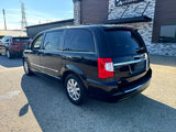 Used 2016 Chrysler Town & Country Touring image 2
