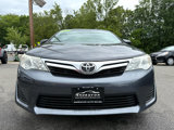 Used 2012 Toyota Camry LE image 2