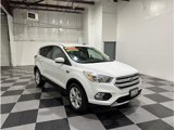 Used 2019 Ford Escape SE image 2