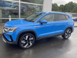 Certified 2024 Volkswagen Taos SEL image 3