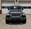 Used 2020 Jeep Gladiator Overland image 2