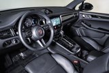 Certified 2024 Porsche Macan image 4