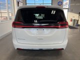 Used 2022 Chrysler Pacifica Touring-L image 5