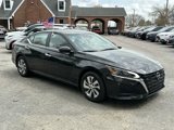 Used 2024 Nissan Altima 2.5 S image 3