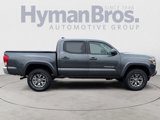 Used 2016 Toyota Tacoma SR5 image 2