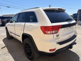 Used 2011 Jeep Grand Cherokee Laredo image 5