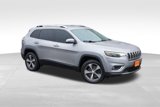 Used 2019 Jeep Cherokee Limited image 3