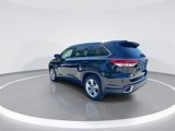 Used 2018 Toyota Highlander AWD V6 image 5