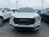 Used 2022 GMC Terrain SLE image 3