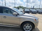Used 2015 Volvo XC60 T5 Premier image 3