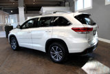 Used 2017 Toyota Highlander XLE image 5