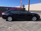 Used 2018 Toyota Camry LE image 4