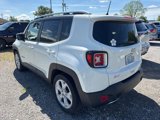 Used 2015 Jeep Renegade Latitude image 3