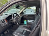 Used 2012 GMC Yukon XL SLT w/ SLT-2 Equipment Package image 4