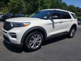 Used 2021 Ford Explorer XLT w/ Equipment Group 202A image 3
