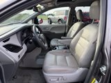 Used 2018 Toyota Sienna XLE image 5