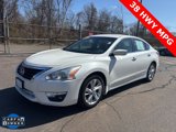 Used 2015 Nissan Altima 2.5 SV image 3