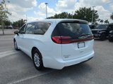 Used 2023 Chrysler Pacifica Touring-L image 3