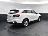 Used 2019 Kia Sorento LX w/ LX Convenience Package image 5
