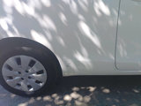 Used 2011 Toyota Yaris 2-Door Hatchback image 5