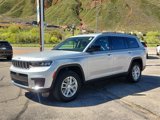 Used 2023 Jeep Grand Cherokee L Laredo image 4