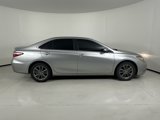 Used 2015 Toyota Camry SE image 3