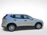 Used 2016 Nissan Rogue S image 6