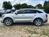 Used 2021 Kia Sorento LX image 3