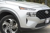 Used 2023 Hyundai Santa Fe SE image 3
