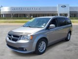 Used 2018 Dodge Grand Caravan SXT image 2
