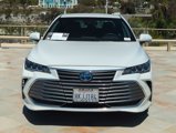 Used 2019 Toyota Avalon XLE image 2