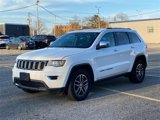 Used 2017 Jeep Grand Cherokee Limited image 3