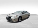 Used 2015 Toyota Camry LE image 1