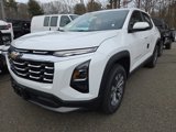 New 2025 Chevrolet Equinox LT image 2