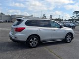 Used 2020 Nissan Pathfinder SV image 5