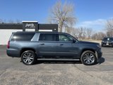 Used 2019 Chevrolet Suburban LT w/ LT Signature Package image 3