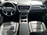 Certified 2023 GMC Acadia SLT image 2