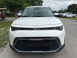 Used 2023 Kia Soul S image 2