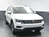 Used 2020 Volkswagen Tiguan SE image 2