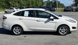 Used 2019 Ford Fiesta SE image 4